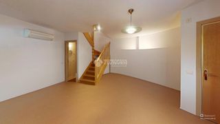 Casa aparellada a Torrelaguna. Casa en venta en torrelaguna