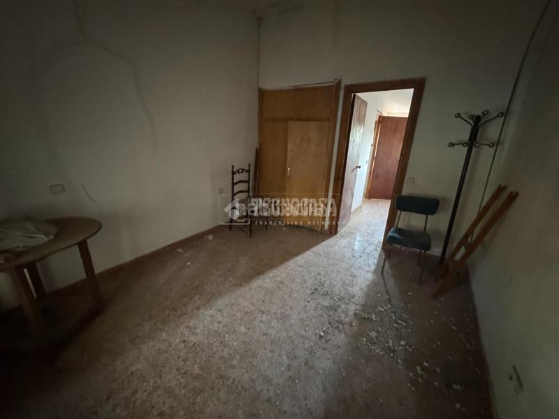 Foto ac9c5f85-590d-40be-9978-89020a3fe473. Casa pareada casa en venta en Torrelaguna