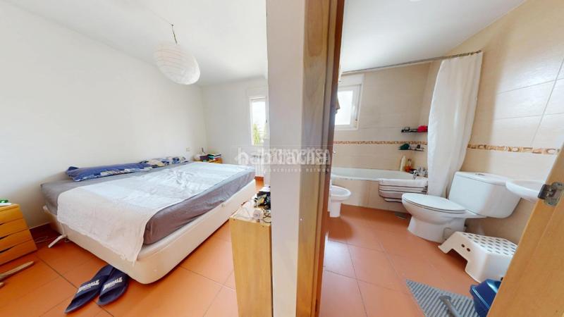 Foto b8c56489-6ffc-46d9-b3ac-d5496ad9acd8. Casa pareada casa en venta en torrelaguna en Uceda