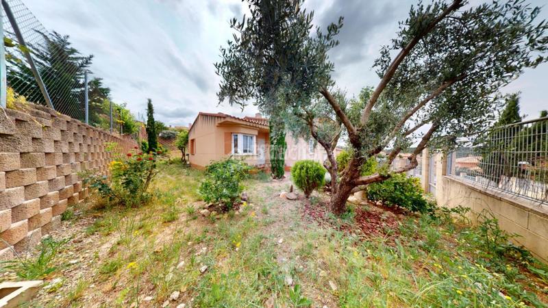 Foto ba40928d-2af2-4c66-9035-d7fa4651cad3. Casa pareada casa en venta en torrelaguna en Uceda