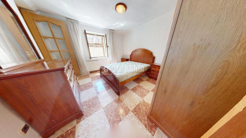 Foto eb9251d3-8f90-4301-b29a-cbada383cd1f. Towny house in Torrelaguna