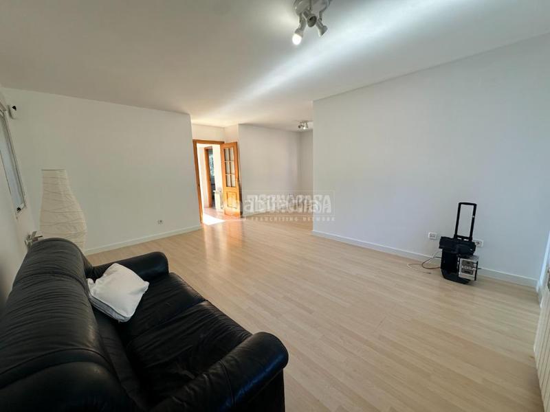 Foto 02b15b50-0dbc-438a-9b32-4b3b8eec7c66. House with heating in Uceda