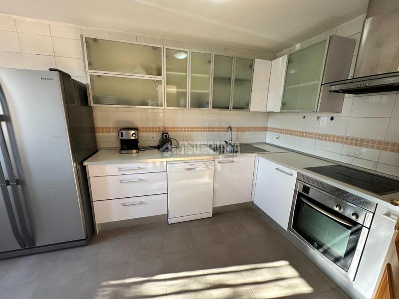 Foto 24ef8a36-3d33-49e0-92b9-d92e8776d0ee. House with heating in Uceda