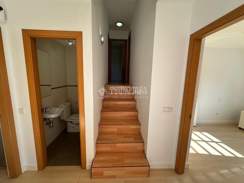 Foto 6ad269a2-f2fd-4b81-89ff-c663f14011f4. House with heating in Uceda