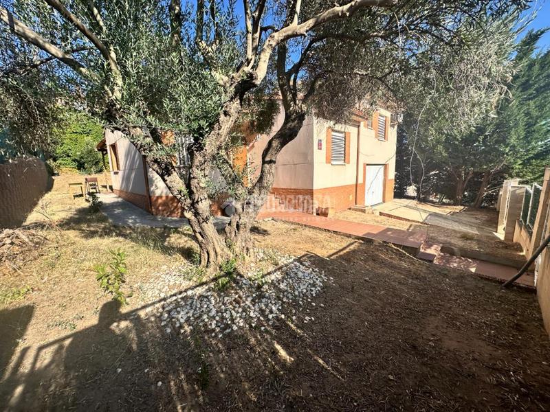 Foto cfd34d7c-c34d-4948-a30a-22c324953756. House with heating in Uceda