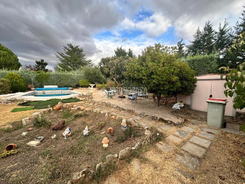 Foto d9309d4a-df68-41d6-9a58-7745fb337bd0. Maison dans Uceda