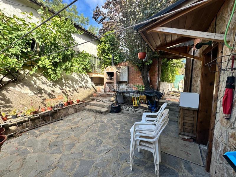 Foto 20609e9e-0dd5-418b-9884-c0aac5aa3ca2. Casa aparellada amb calefacció a Gascones