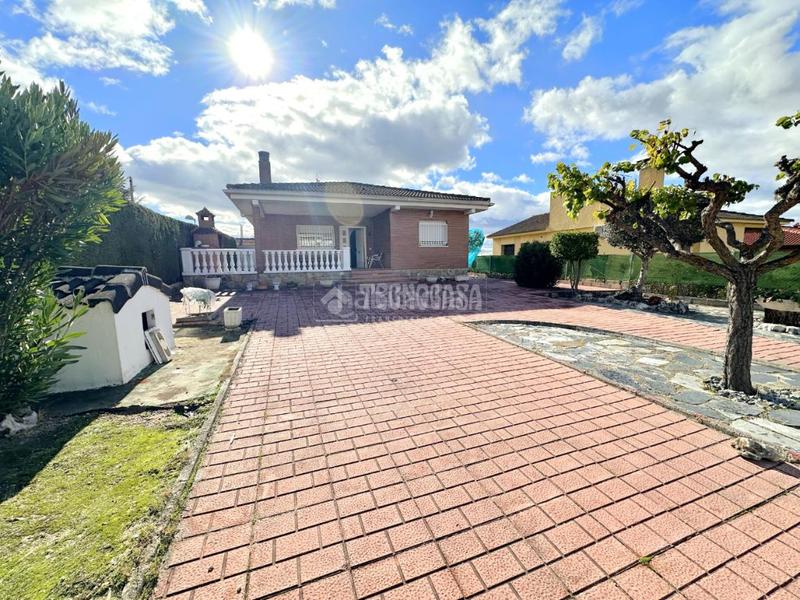 Foto 1919afb3-6d69-4136-8353-71c951341451. Casa in Uceda