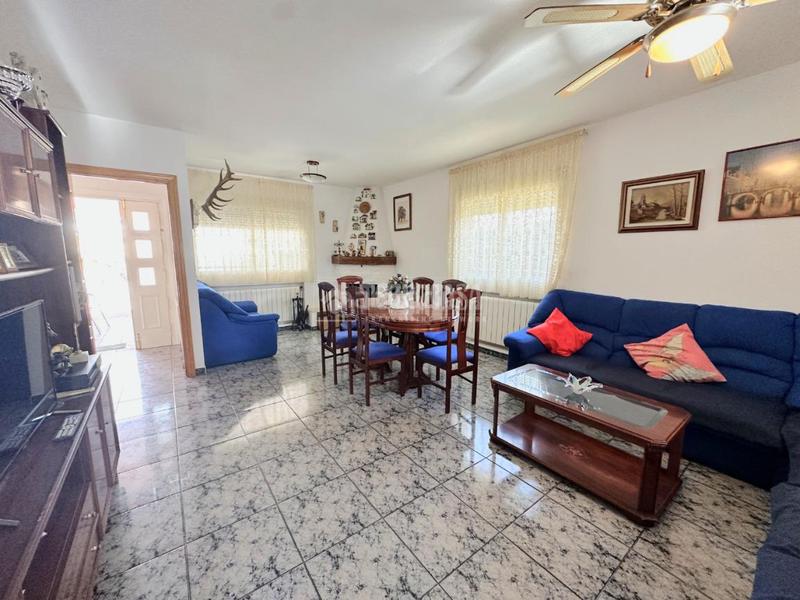 Foto 40439266-86d8-43e9-aa32-a4bfcbe6b773. Casa in Uceda