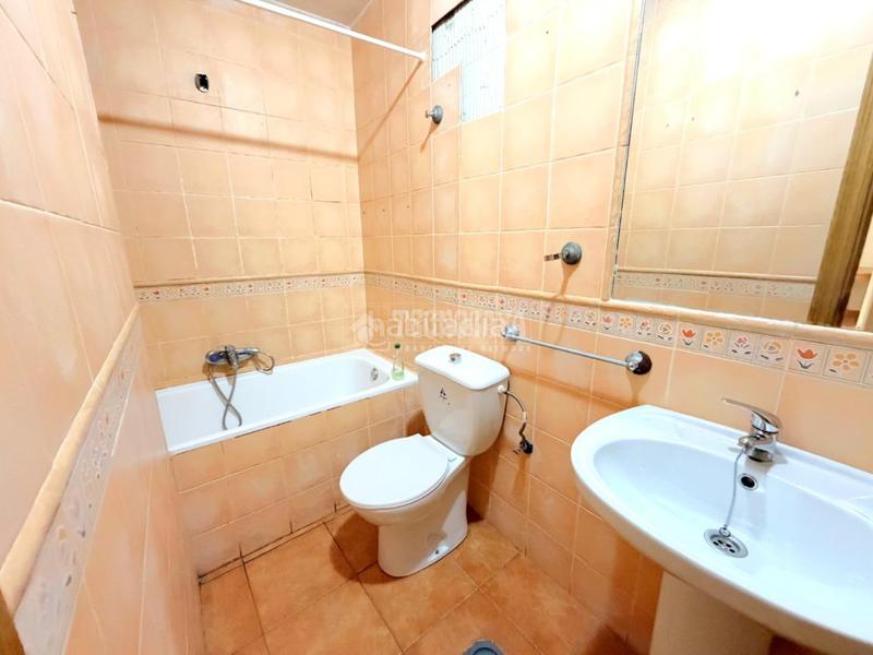 Foto 3b7d9c63-f3fe-41e0-bf9c-34f5d835047b. Casa aparellada a Torrelaguna