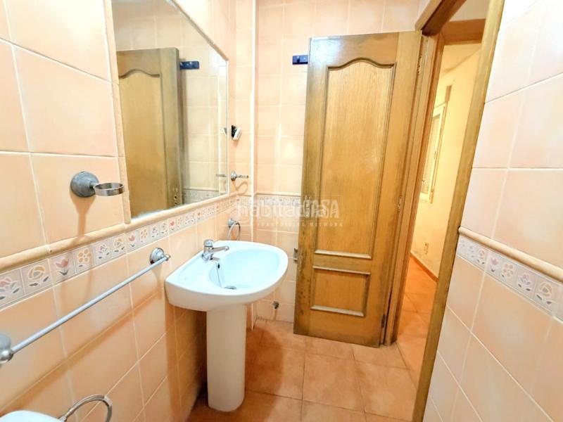 Foto 889f977d-ad86-40ae-b246-91f9e5ef27d9. Casa aparellada a Torrelaguna