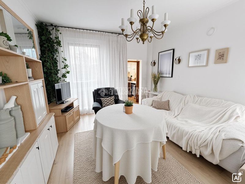 Foto 2e8cfe83-b664-4383-9066-d893f3e2e232. Casa aparellada a Torrelaguna