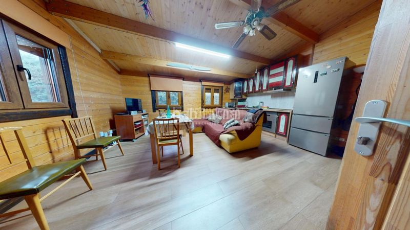 Foto 8d723037-79c8-499f-8d41-ff018fc42390. Casa a Torremocha de Jarama