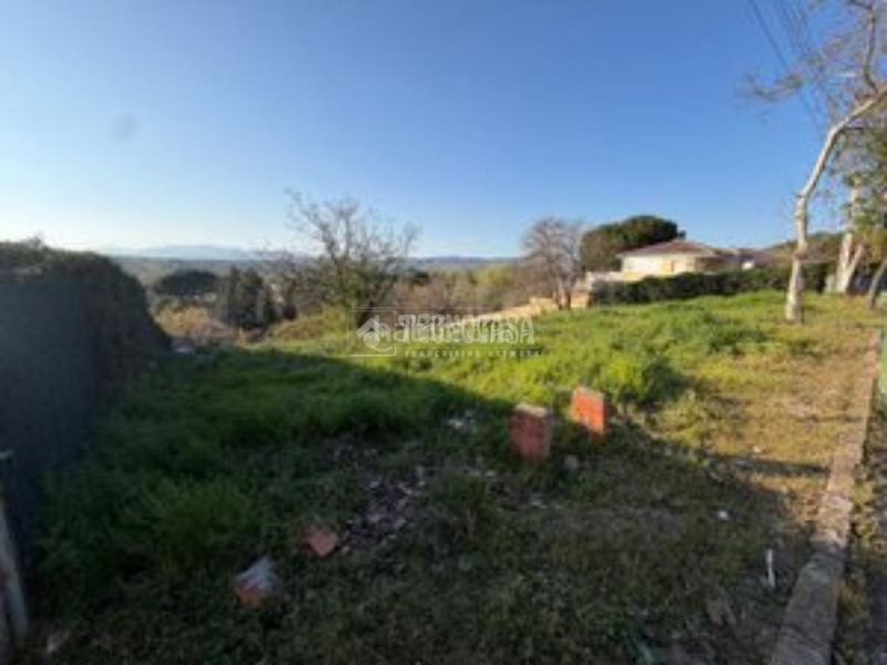 Foto 4cefda44-8a20-480a-ad1d-60f2adefa8f2. Terreny residencial a Uceda
