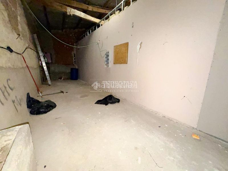 Foto f3765047-ab2d-488a-a9c0-425cfda155be. Miete geschäftsraum in Torrelaguna