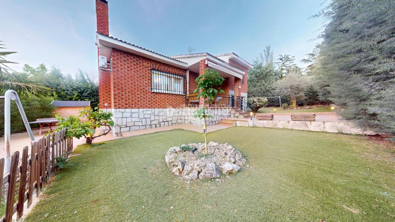 Foto 4c6099e5-d586-4642-ba95-227251f1b7e3. Casa a Uceda