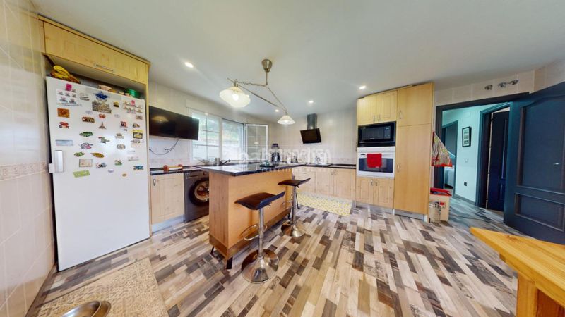 Foto b9d46f0b-463f-4476-ad06-2bff4f8784db. Casa a Uceda