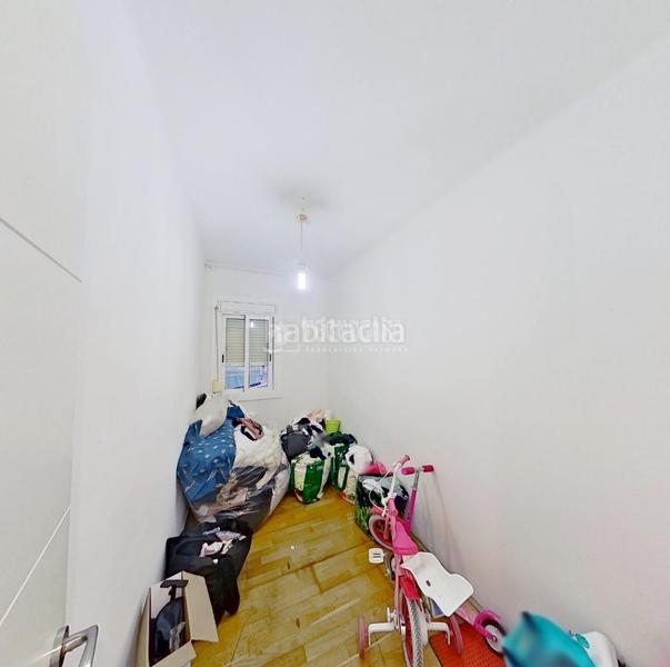 Foto c5d19e87-33bc-426d-8792-e15525e19032. Piso  en venta en Carmel Barcelona