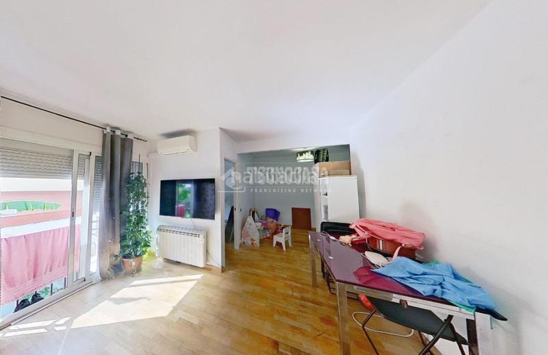 Foto ff2e922d-e4f8-4fc7-9317-d0282ad150d8. Piso  en venta en Carmel Barcelona