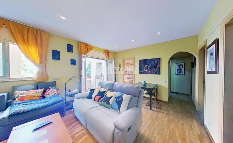 Foto 81c3bae2-1de6-4221-93f3-a03c27857266. Piso  en venta en Horta Barcelona