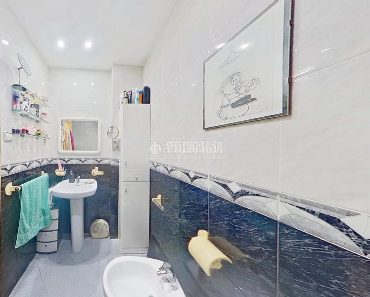 Foto e5904fc4-b0d7-4ce8-8638-3a90061d2957. Piso  en venta en Horta Barcelona