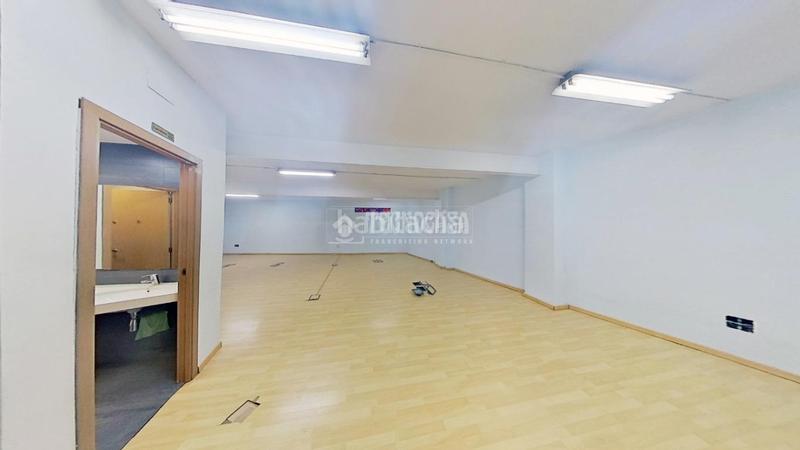 Foto 26a89510-2c53-42ce-81e5-d3d3c424d77d. Local comercial  en venta en Carmel Barcelona