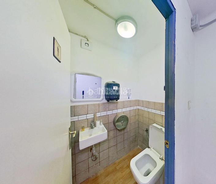 Foto 85cbd0b9-9dbd-45d6-90d9-2093add13a80. Local comercial  en venta en Carmel Barcelona