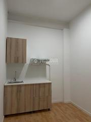 Locale commerciale in Horta