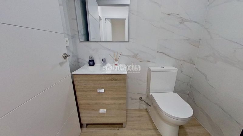 Foto 6d970561-e383-49b3-8ee6-0c5acb216592. Local comercial a Carmel Barcelona