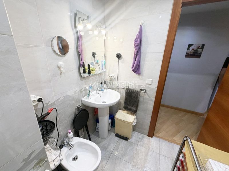 Foto 1bb4a8b3-a725-4451-b1fc-90344de69c59. Pis a Carmel Barcelona