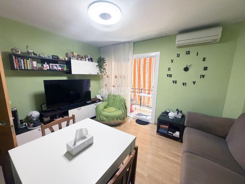 Foto a8515dd5-ba3e-4dbd-9ec2-cb09f6d49e0d. Pis a Carmel Barcelona