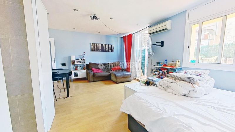 Foto 22a15bb2-13d8-4202-a6ab-532576a5bd70. Pis a Carmel Barcelona
