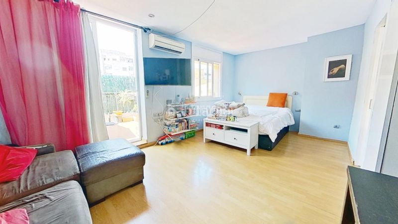 Foto ab47b388-5352-41c7-b4cc-6622b36d23be. Pis a Carmel Barcelona