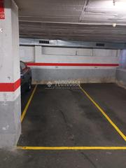 Car parking in Carmel. Boxplaza de garaje en venta en barcelona