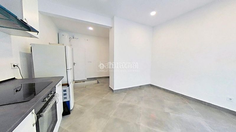 Foto 5438ab1b-3264-4d0c-9801-a4b33a96fdc6. Estudi a Carmel Barcelona
