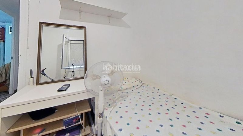 Foto d0b6496c-48a1-4fe0-821a-fcae0452a4e6. Pis a Carmel Barcelona