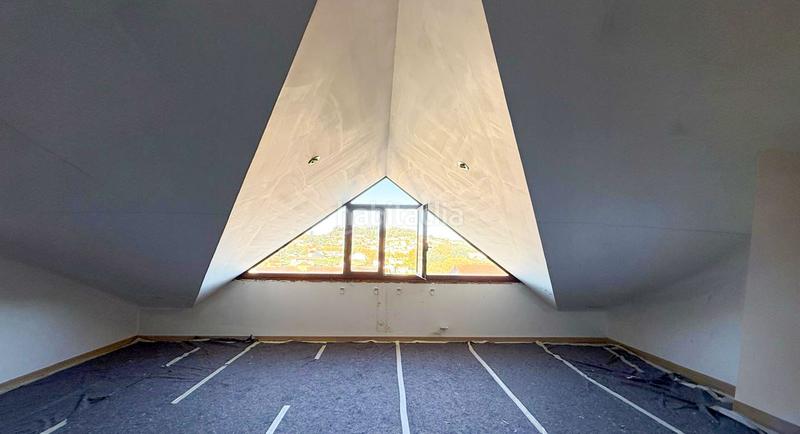 Foto 77e8f584-a40b-4386-a3f7-f21bd1505522. Chalet in rúa arnela 20f in Teis Vigo