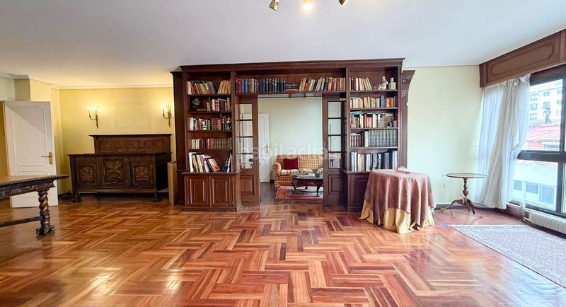 Foto 2bd5808b-2325-4ad6-95fe-0ba57a2be55d. Pis amb calefacció aparcament a Berbés - Peritos Vigo