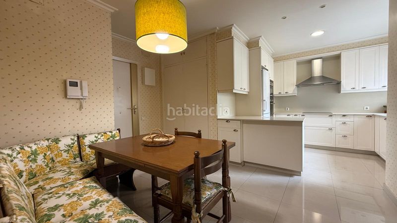 Foto 9d994d92-cf5c-46ef-af82-37996ef6477f. Pis amb calefacció aparcament a Berbés - Peritos Vigo