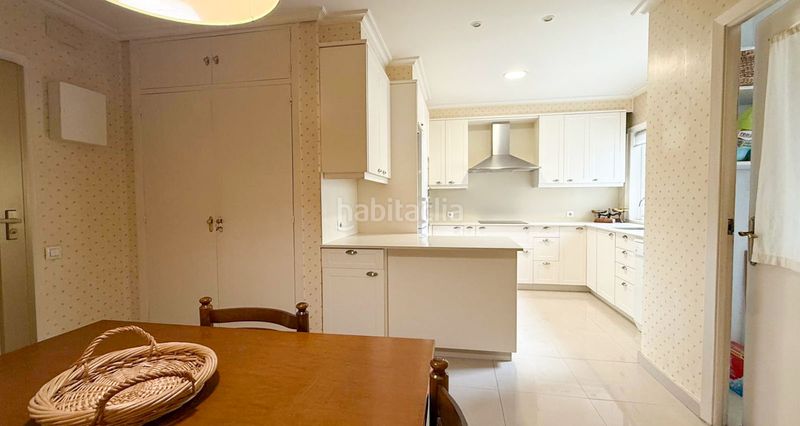 Foto 76462587-9d5d-4d01-a4f9-57d912a9db74. Piso en Berbés - Peritos Vigo