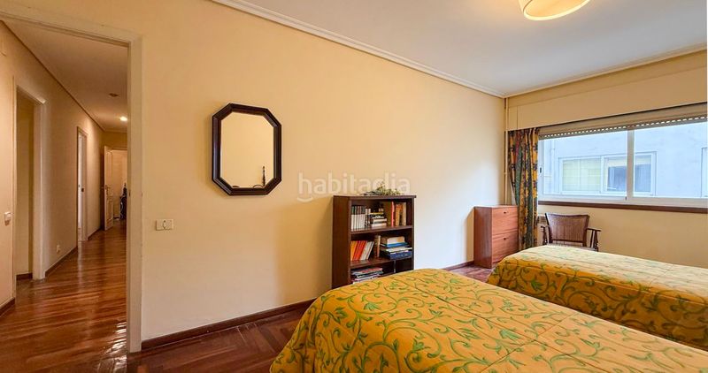 Foto 8fd7c042-887c-4b3c-8c4c-2c7f614da8f6. Piso en Berbés - Peritos Vigo