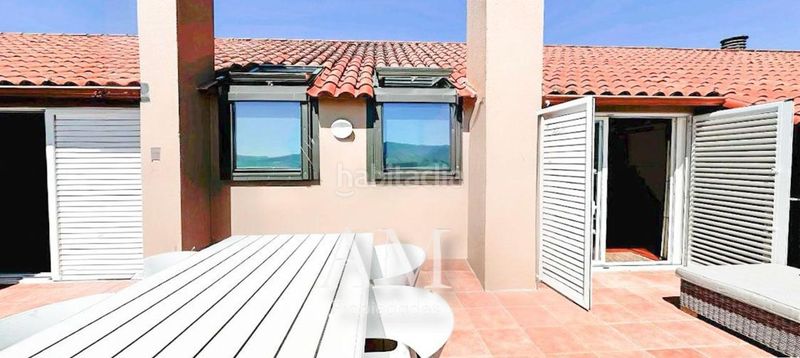 Foto 055f7f38-a459-4d5c-be56-5338b91af2ef. Duplex con riscaldamento parcheggio piscina in Nigrán centro Nigrán