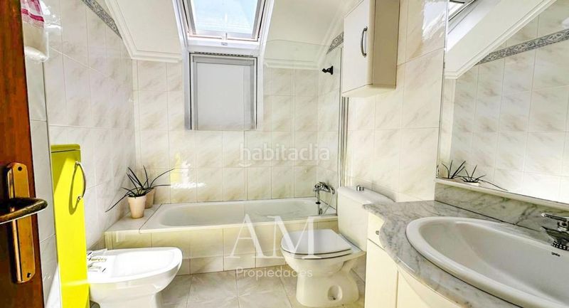 Foto eec64799-d6b4-462b-adeb-309324b50cba. Duplex con riscaldamento parcheggio piscina in Nigrán centro Nigrán