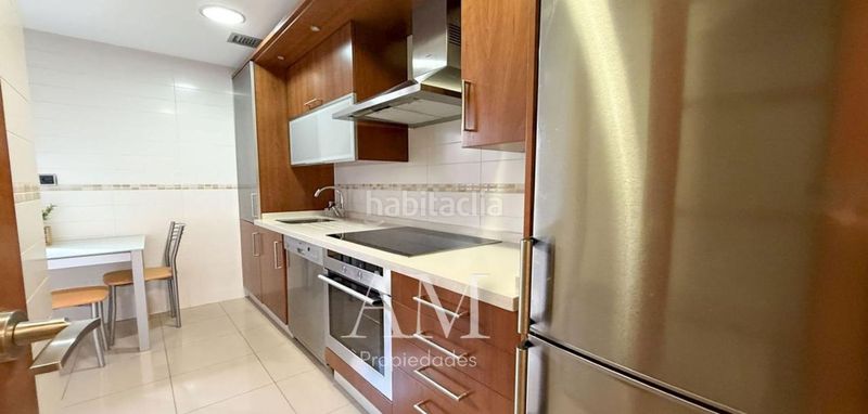 Foto cfc7dbc7-0002-4159-bf63-bb3c06a05d1f. Piso en Plaza España - Corte Inglés Vigo