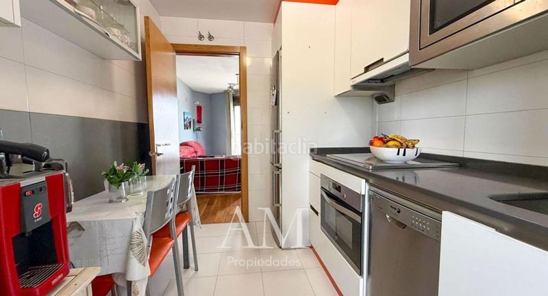 Foto be3a2985-e504-4ed0-9de5-0e3bf8321361. Piso en As Travesas - Balaidos Vigo