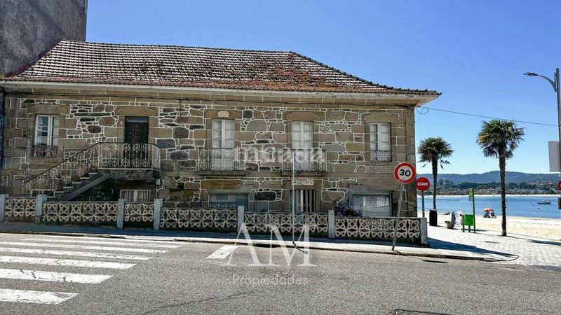Foto 65c4aa2d-485c-4a1d-b098-2da90d7ac51e. Chalet en Panxón Nigrán