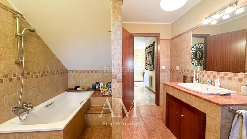 Foto 5a0ced78-38e1-4634-83f0-7fec4ac37392. Chalet en Gondomar