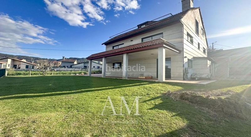 Foto 67e95e2c-a3f6-4aa9-82b3-6f2d5425b536. Chalet en Gondomar