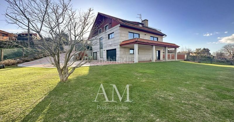 Foto c0521952-e971-4d97-a4b8-563990414740. Chalet en Gondomar