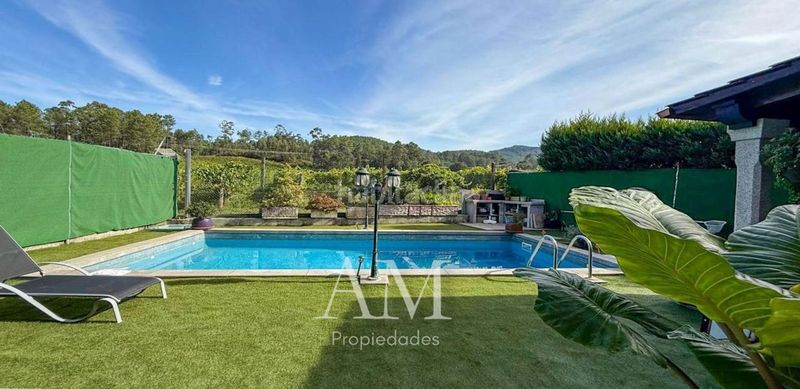 Foto c8679e32-4cc1-4599-9715-ee6f6fcb4dfb. Xalet amb calefacció aparcament piscina a Ponteareas